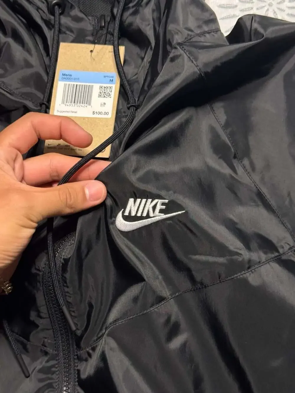 Nike Men's Sportswear Windrunner Hooded Jacket Black DA0001-010 Size M